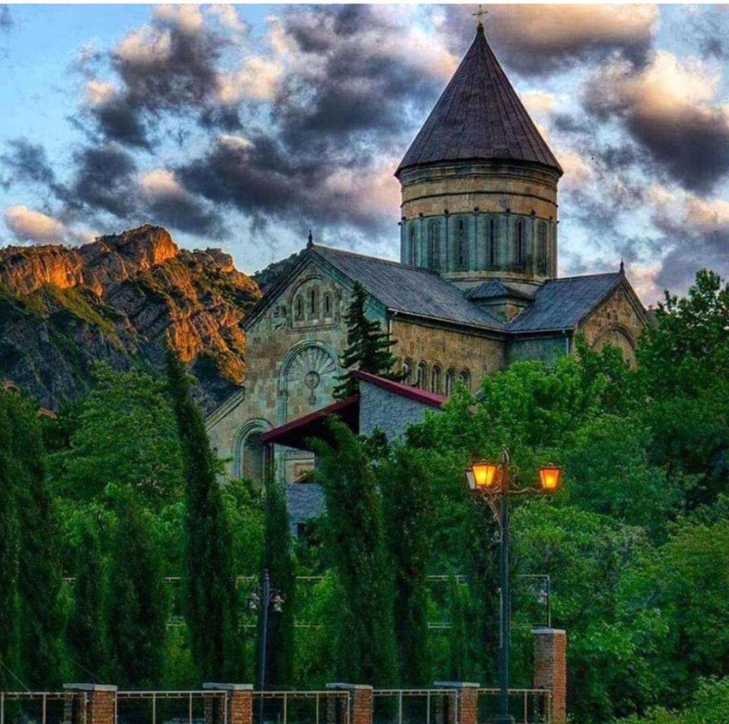 Hotel Bereka Mtsʼkhetʼa Bagian luar foto